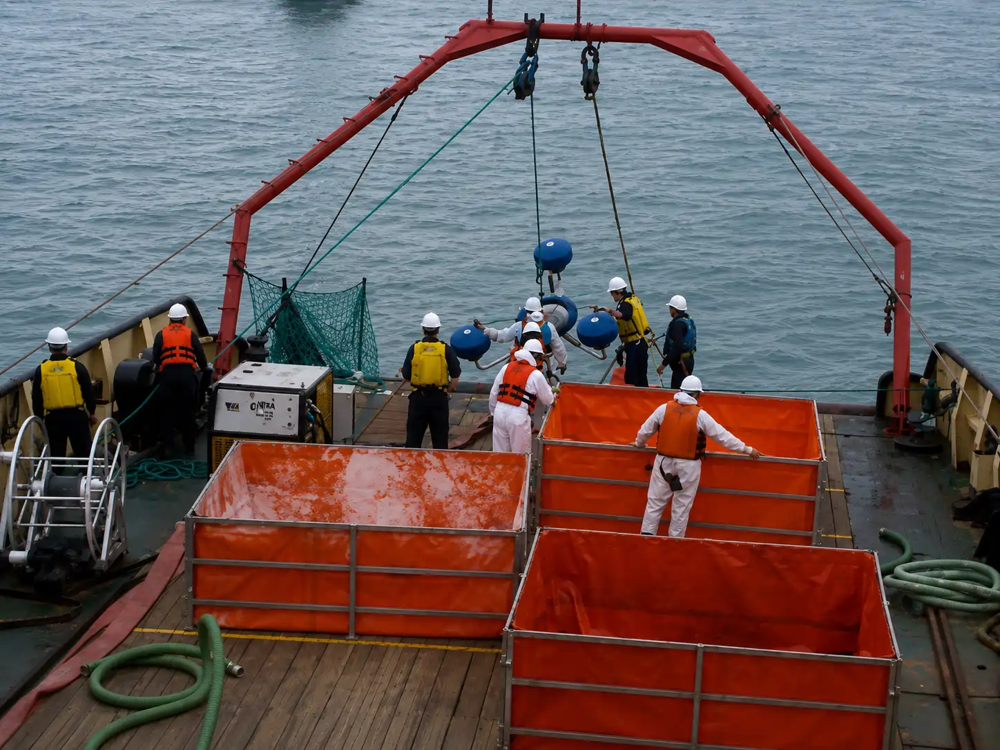 Equipamiento desplegado a bordo